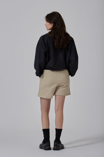 THE ESSENTIAL SWEAT SHORT - DESERT SAND