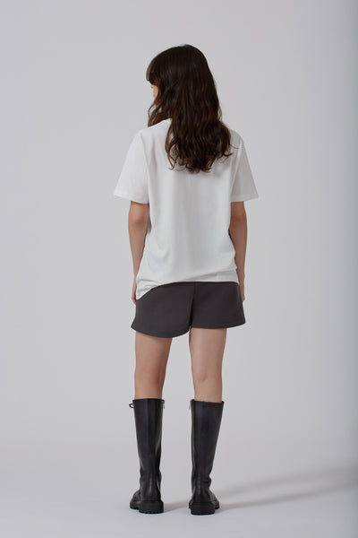 THE ESSENTIAL T-SHIRT - OFF WHITE