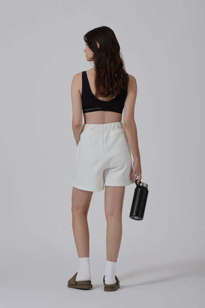 THE ESSENTIAL SWEAT SHORT - OFF WHITE