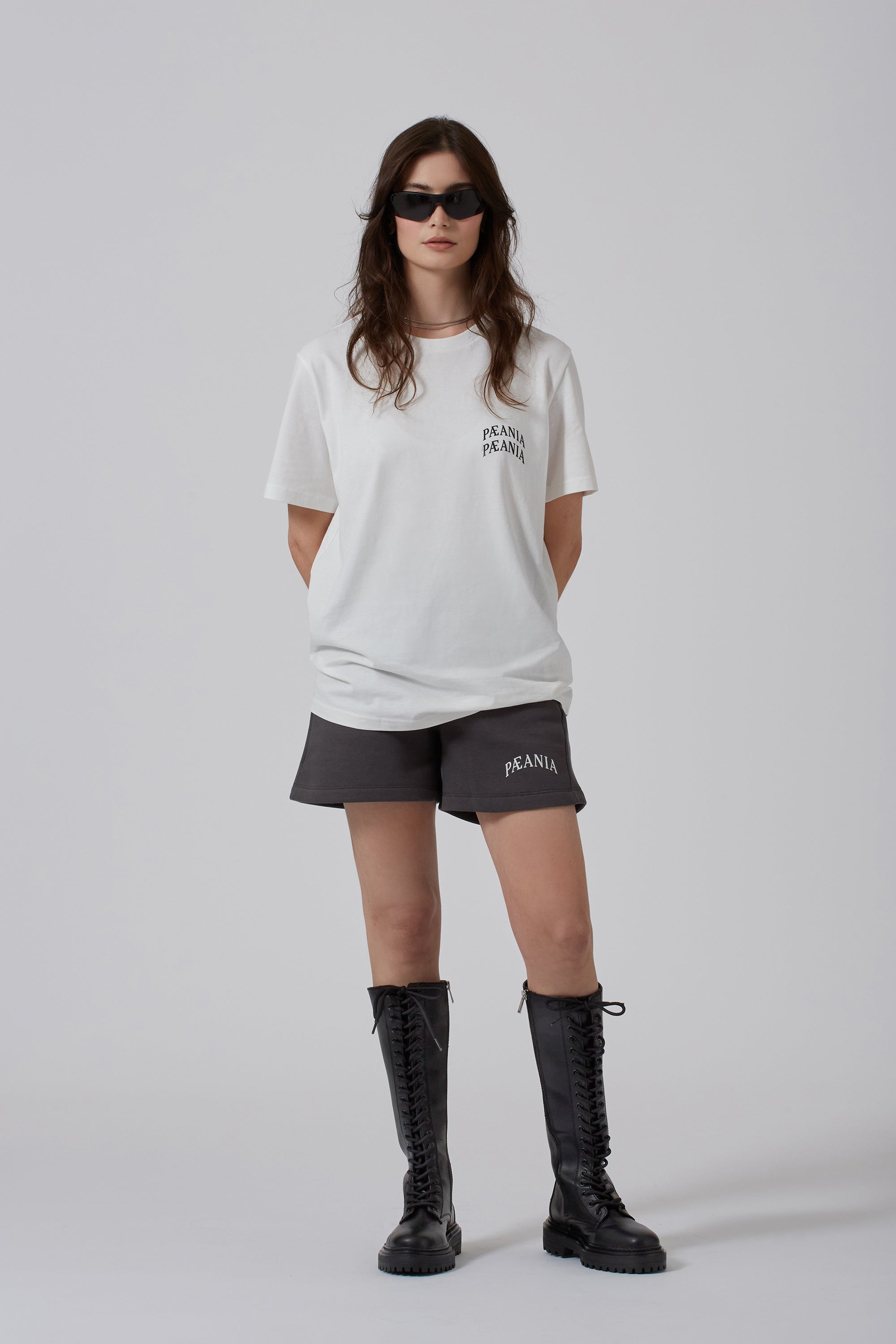 THE ESSENTIAL T-SHIRT - OFF WHITE