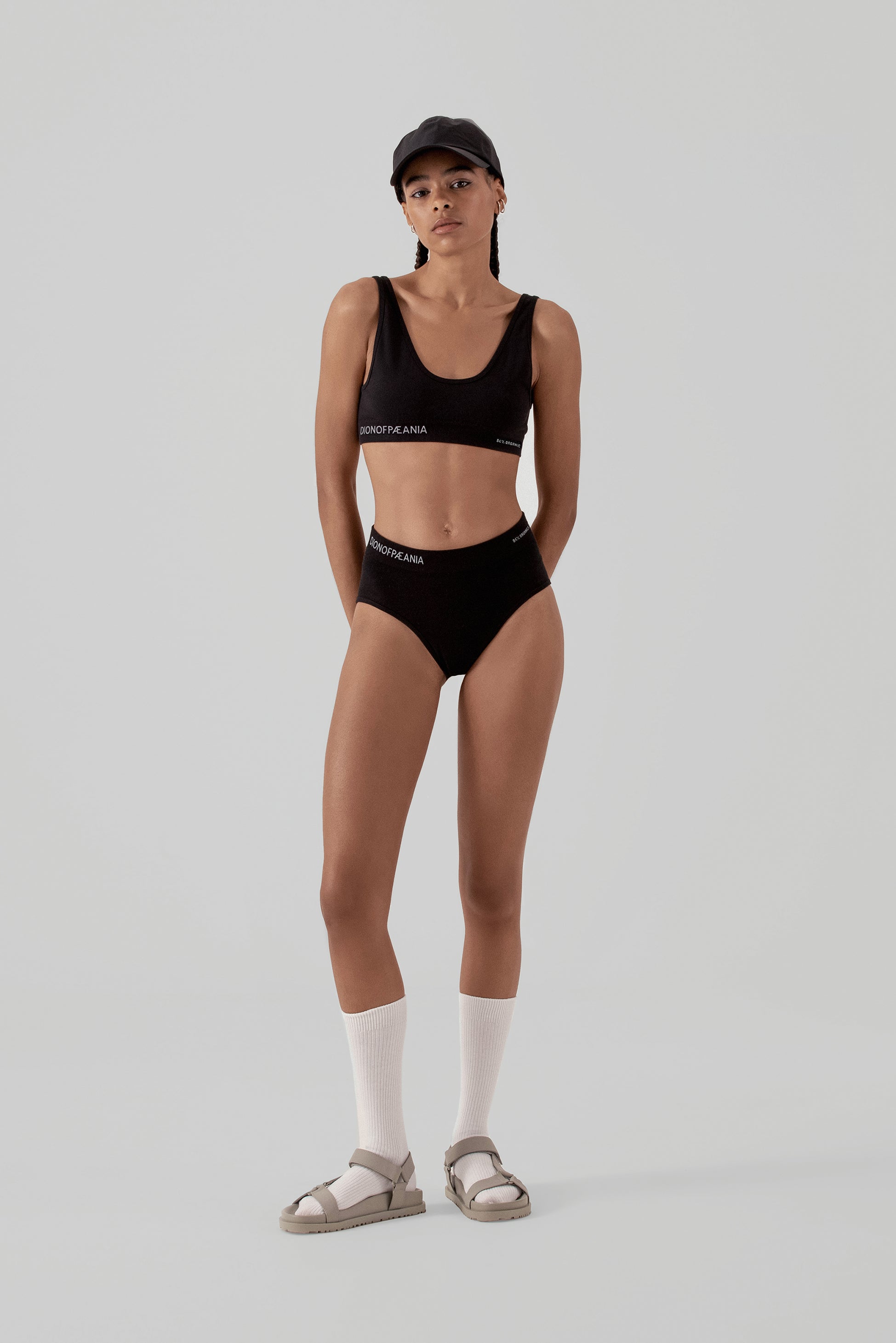 THE ESSENTIAL BRALETTE & PANT LOUNGE SET - BLACK